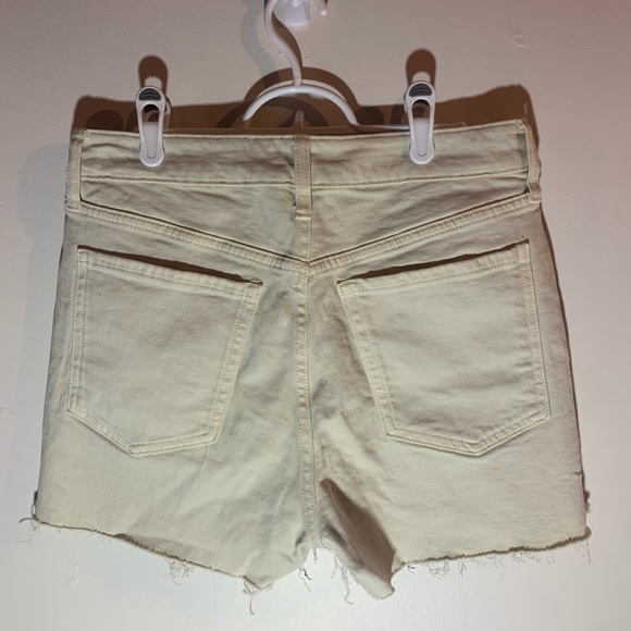 Women’s Old navy jean shorts - Picture 2 of 3